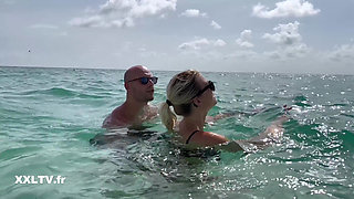 Lesbian Temptation in Miami