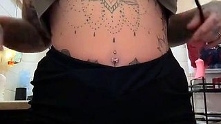 Hot Ass Babe Masturbates For Cam at