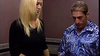 Lusty Blonde Floozie Malitia Proposed Muscular Stud to Have a Good Time While They Are Waiting for Lift Fixing