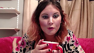 Miss Ffw Loves Crunching Ice Cubes