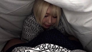 Amateur Asian gives amazing blowjob