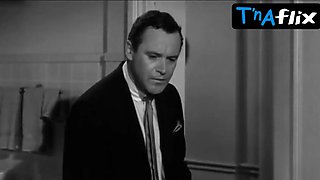 Kim Novak Mounds Episode in The Legendary Landlady