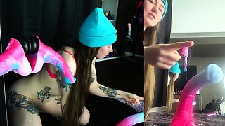Two German lesbian amateurs sharing their toys