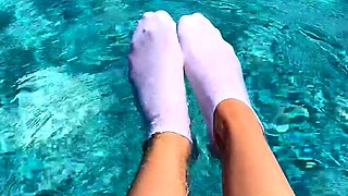 Flexible foot fetish masturbating with feet and hands