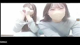 Erotic live chat with cute beautiful girl