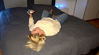 Masturbation Porn Watching Horny Foreplay Blonde Wet Horny Aroused Pussy Massaging Real Orgasm Trembling Twitch