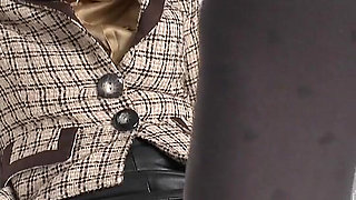 At Easter, My Step-aunts Are Coming to Visit! Then It's Time to Milk You, Lady Victoria Valente!