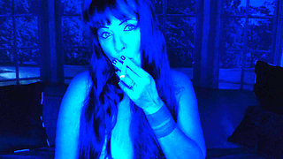 Flashy Smoking Goddess