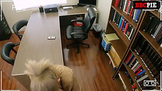 Skinny Office Slut Jessie Saint Takes BBC Creampie
